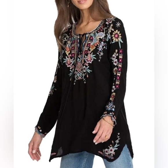 Johnny Was Black Sunflower Embroidered Blouse Top NWOT - Picture 1 of 3